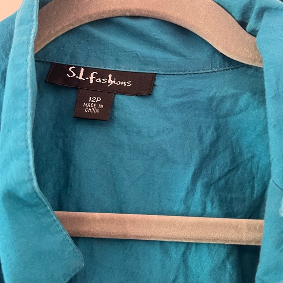 Collared Dress - Picture 4 of 4